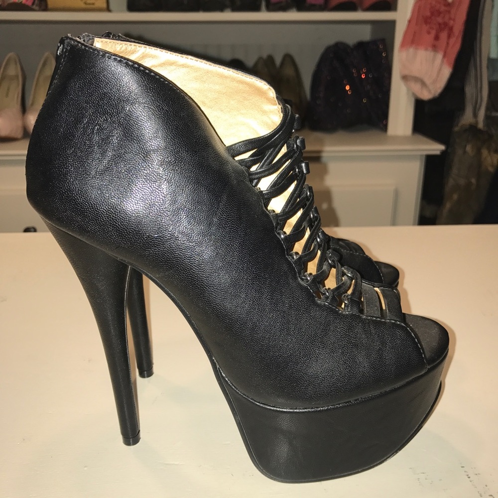Heel Booties😍 - Picture 5 of 7